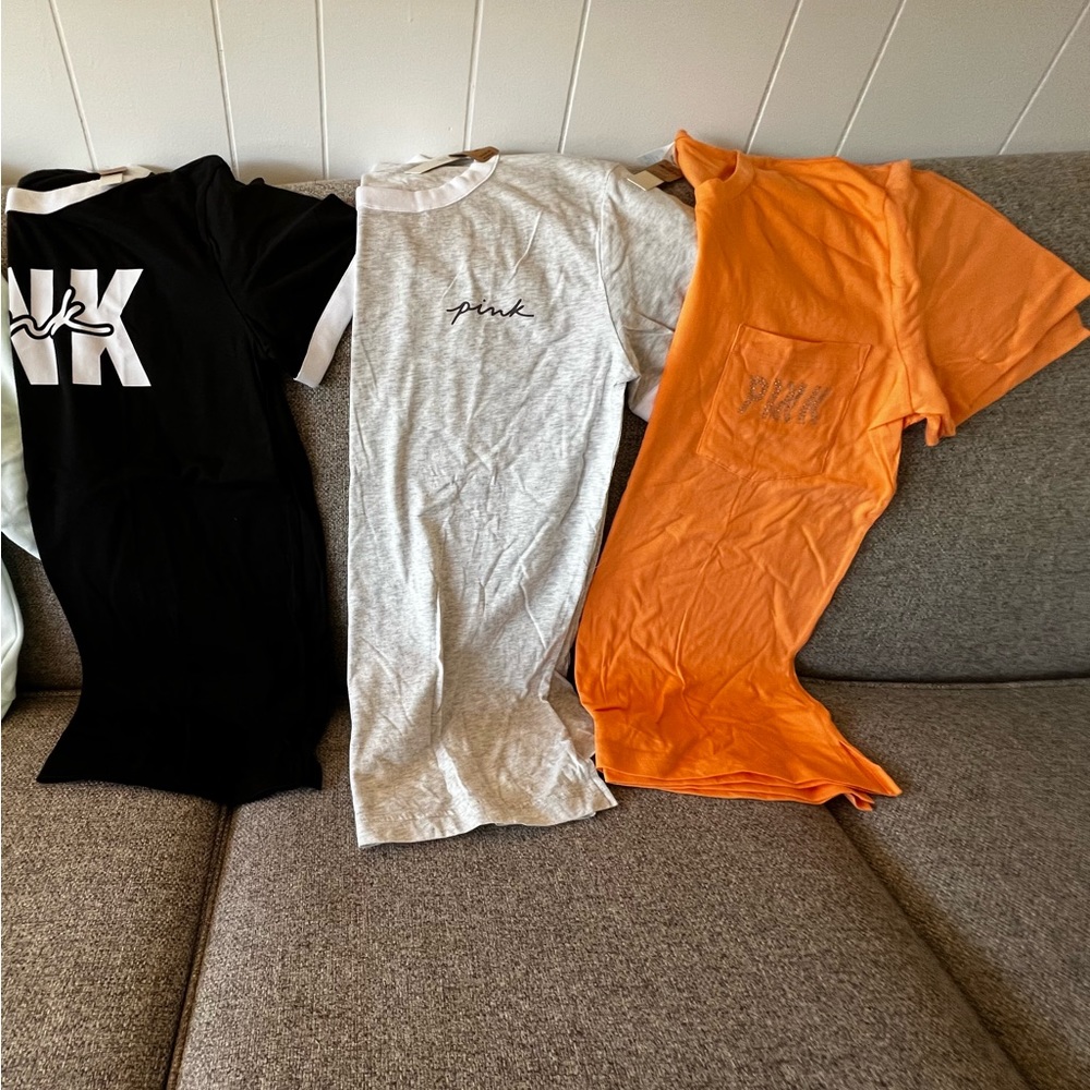 VICTORIA'S SECRET Medium 3 T-Shirt Bundle New $129 Value! 🛍️